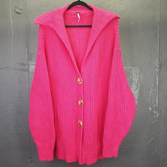 Free People Swim Too Deep Cardigan Sweater S Oversized Chunky Knit Fuchsia Flame - Picture 7 of 16